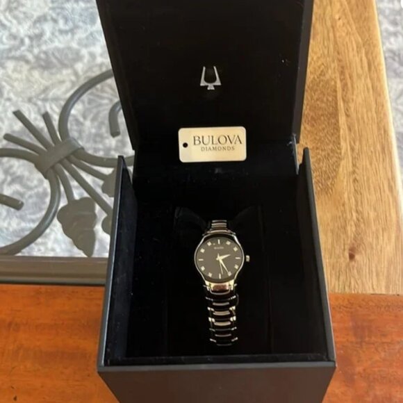 🌹HOST PICK🌹- BULOVA Diamond Black Dial Stainless Steel Silver Tone Watch - Picture 6 of 8